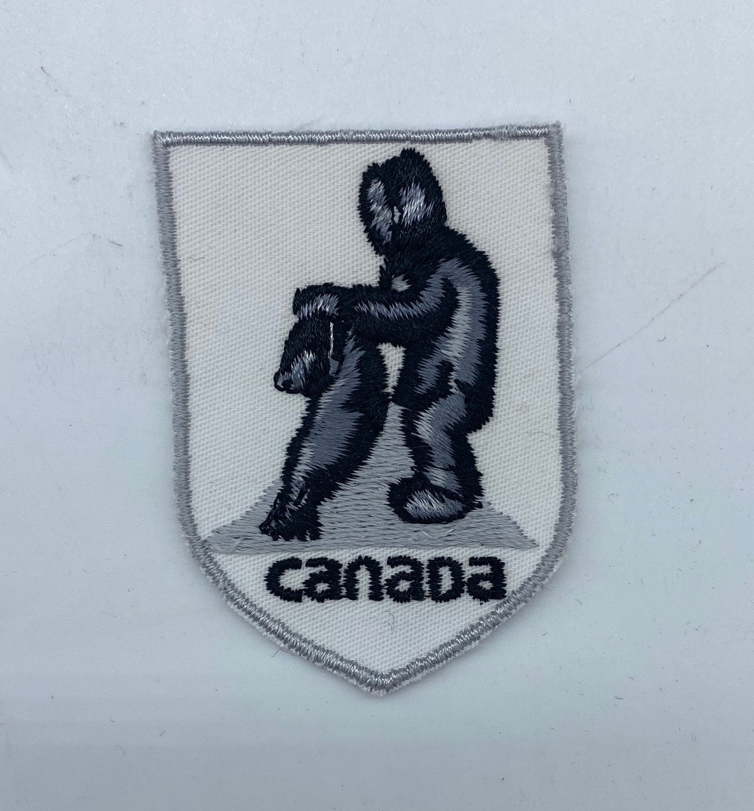 Vintage Canada Aboriginal Seal Hunter Crest Patch, Vintage Canada Inuit ...