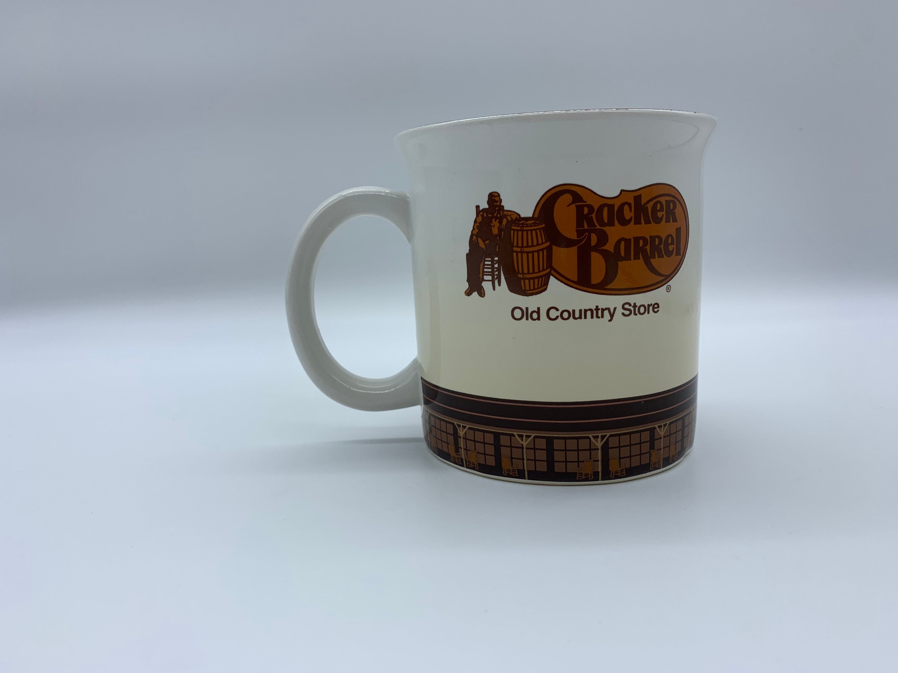 Cracker Barrel Arnold - 33djkch