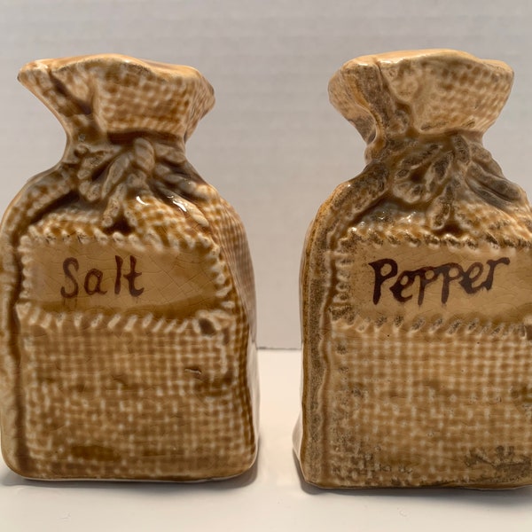 Vintage Burlap Sack Salt and Pepper Shakers, Made in Japan, 3.5” Ceramic Burlap Sack Salt & Pepper Shakers, Vintage Japanese Salt and Pepper