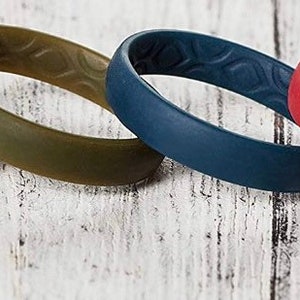 Stackable Silicone Rings, stackable, water proof, eco friendly, non-toxic, medical grade, and a lot more while being trendy