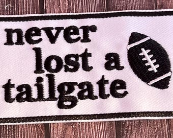 Nie verloren eine Tailgate Fußball Thema Aufnäher, Trucker Hat Patches, Kleidung, Taschen, Aufbügeln, Stickerei Patches, Spaß, niedlich