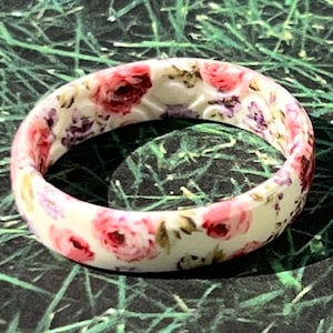 Vintage Floral Silicone Ring, stackable, durable, wedding, eco friendly, non-toxic, medical grade