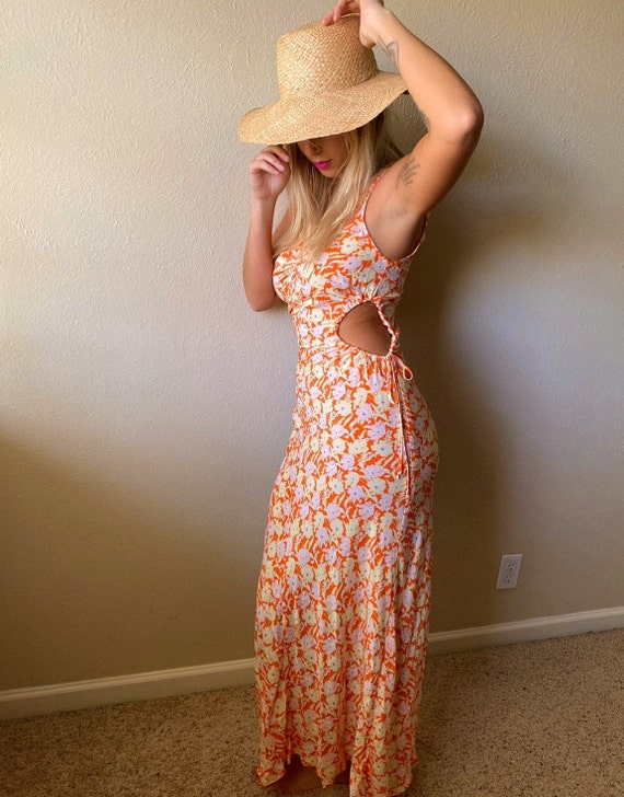 Ladies Maxi Floral Keyhole Spring Dress