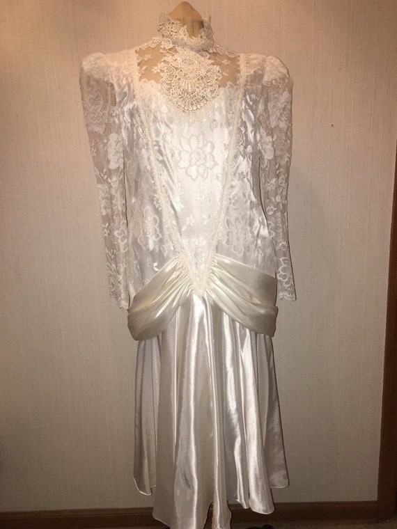 80s does 1920s drop waist ivory satin and lace Vic