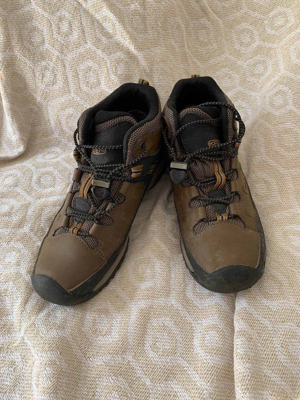waterproof walking boots size 3