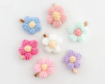 Crochet daisy hair clips - puff daisy clips - hand crochet clip - trendy clips for girl - baby hair clips - floral hair clips