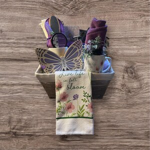 Ultimate Spa Gift Set  Pamper Her on Mother's Day, Birthday, or Any Day/Luxurious Gift Basket to Treat Mom Sister, or Friend to a Spa Day