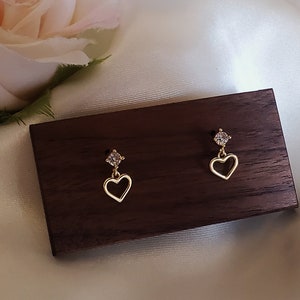 14K Gold plated,Sterling silver Heart drop threaders,cubic zirconia dangle drop earrings,silver jewellery,dainty earrings,gold heart charm
