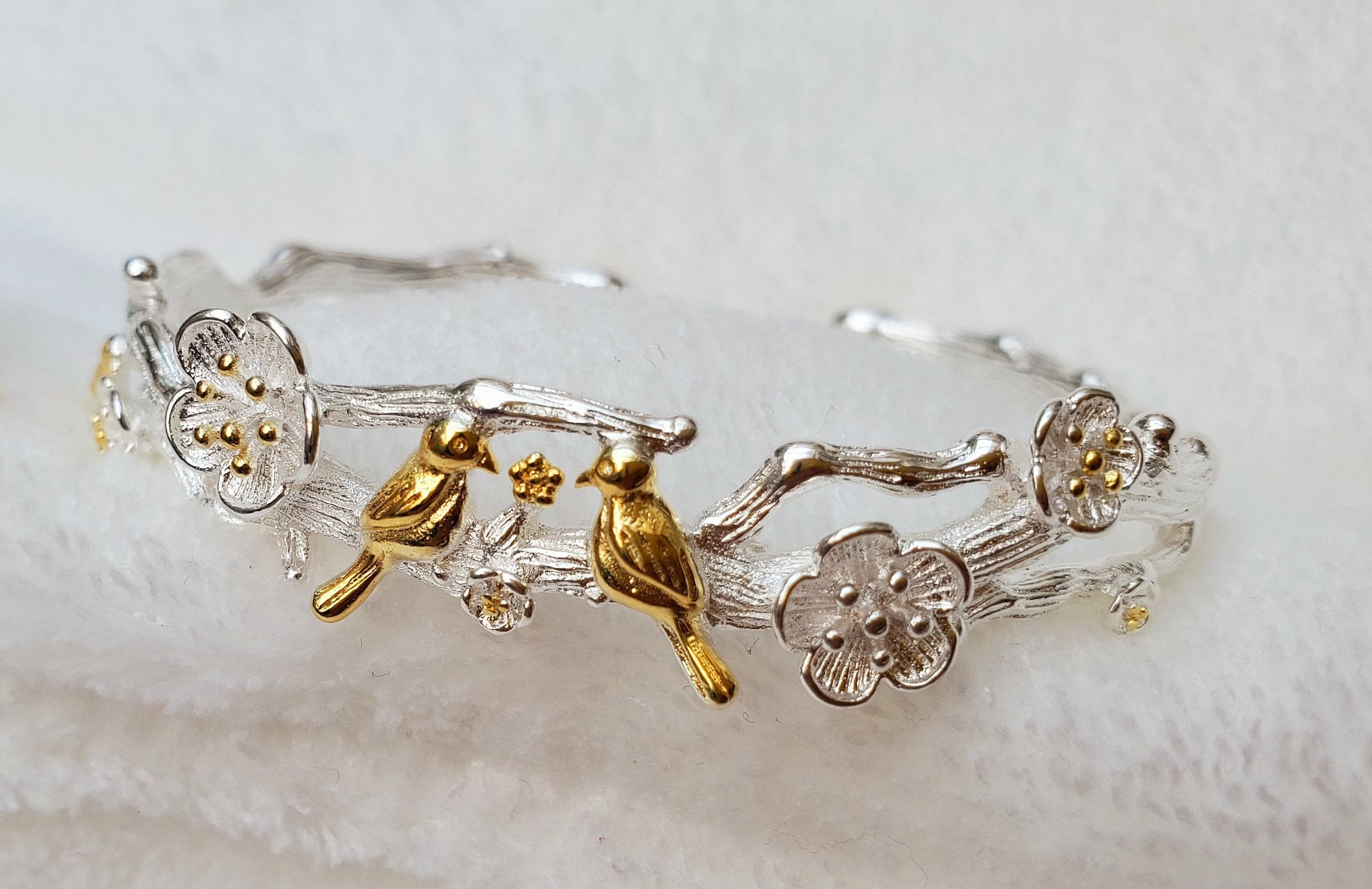 【VINTAGE HOLLYWOOD】Flutter Daisy Bracelet_VH2478BR070M Vintage Hollywood] Flutter Daisy Bracelet_VH25NNBR172V