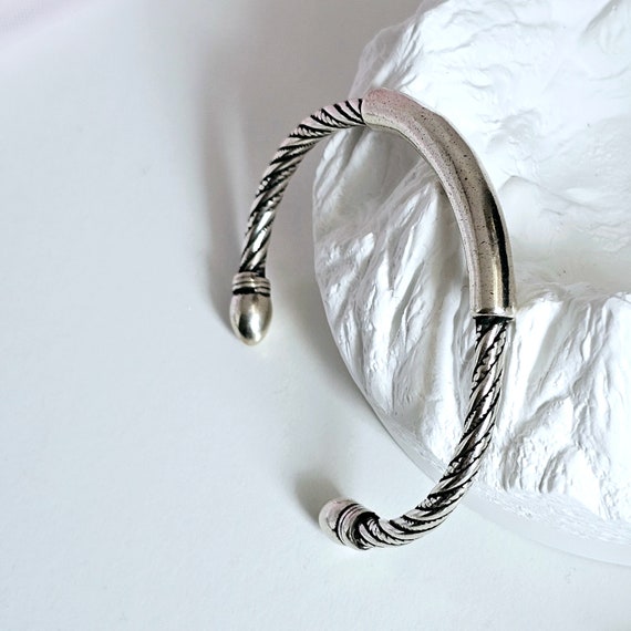 Adjustable Cord Bracelet Textured Bar Cream with Gold-plated Sterling Silver Adjustable Cord Bracelet Textured Bar Cream with Gold-plated Sterling Silver
