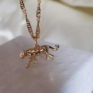 Textured Leopard 14K Gold Vermeil pendant