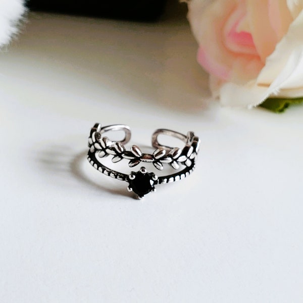 Onyx Leaf Sterling Silver Adjustable Ring,Silver plated Oxidised ring,double band midi ring,statement ring,gift,textured ring,stackable