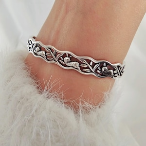 The Most Unique Vintage Fish Sterling Silver Bracelet Cuff The Most Unique Vintage Fish Sterling Silver Bracelet Cuff