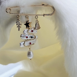 Baroque Pearl Christmas Tree Brooch Candy Cane charm Jingle Bells charm  Ivory Pearl brooch lapel pin 16k gold