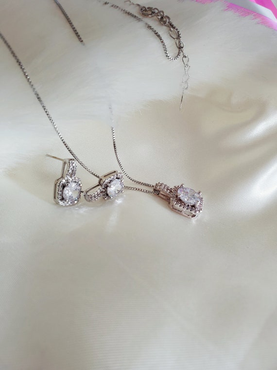 Pearl Pendant Necklace and Earrings Set with CZ Jewels