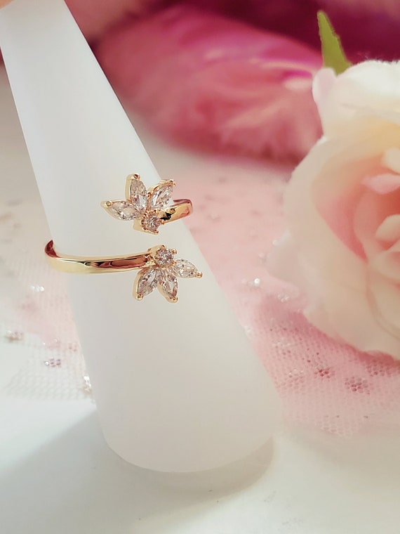 Detailed Sterling Silver Vine & Flower Ring Detailed Sterling Silver Vine & Flower Ring