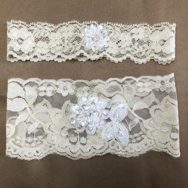 Ivory/Off White Stretch Lace garter, Ivory/Off White sequin appliqués, Ivory/Off White Wedding, Ivory Sequin Bridal Garter, No Slip Garter