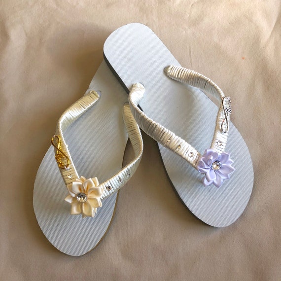 burgundy flip flops bridesmaid