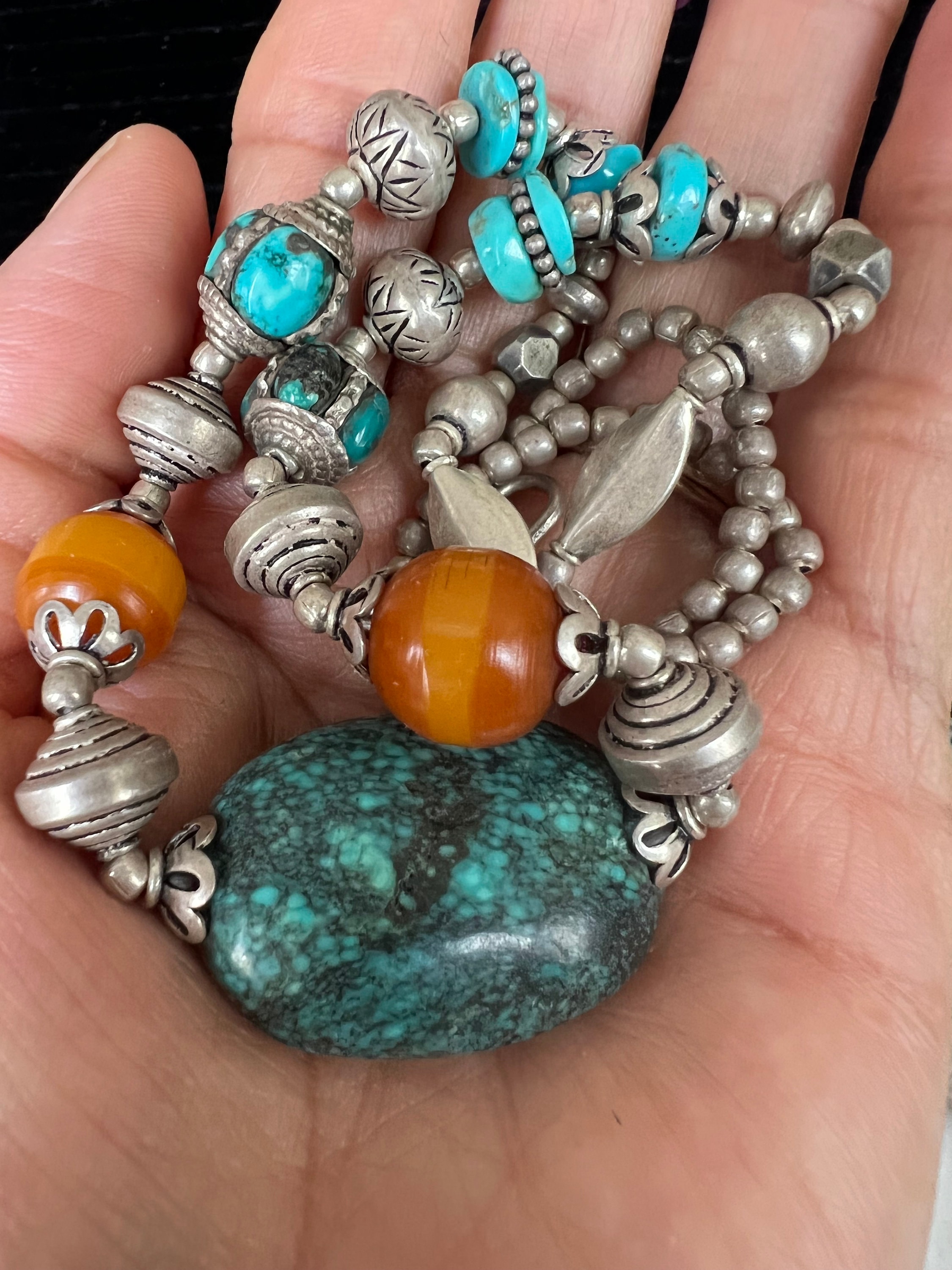 Collana Vintage Con Turchese Tibetano E Perline D'argento - Italia