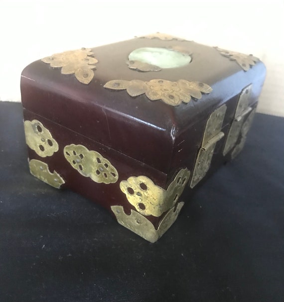 Vintage Rosewood Oriental Jewelry Box With Jade c… - image 9