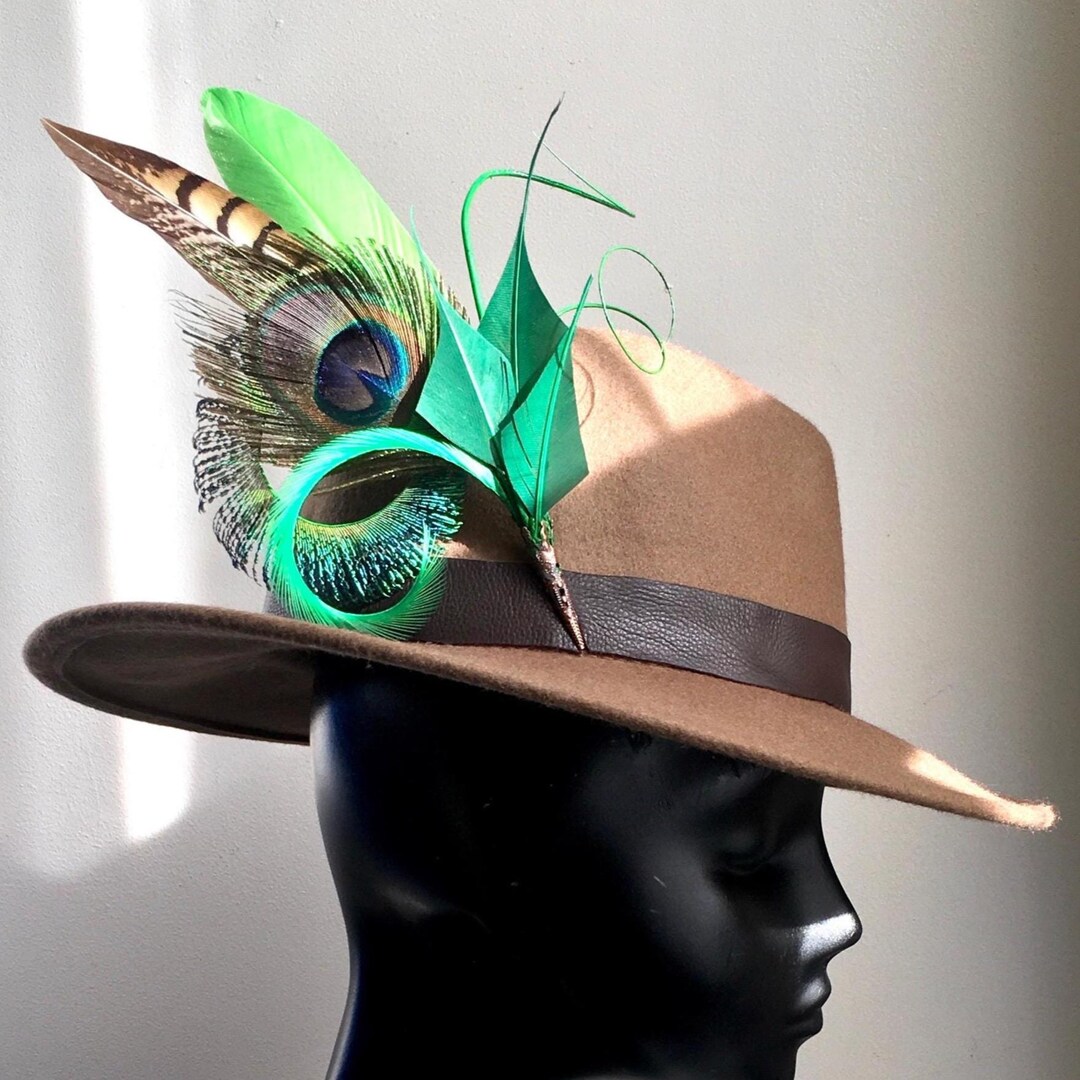 Classic Wide-Brim Olive Felt Fedora with Peacock Feather Accent Everlyn Varon Landcaster | Accessories | Evelyn Varon  main image 2