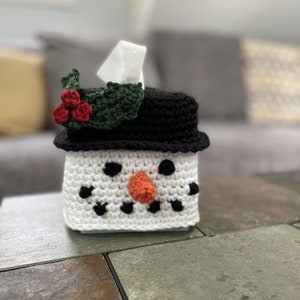 Snowman Tissue Box Cover