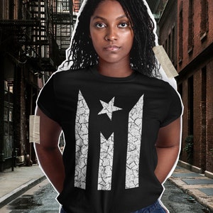Puerto Rican Black Flag T-Shirt, Protesta Boricua, Resiste, Boricua Pride, Bandera de Puerto Rico Negra, Boricua tee, Puerto Rican