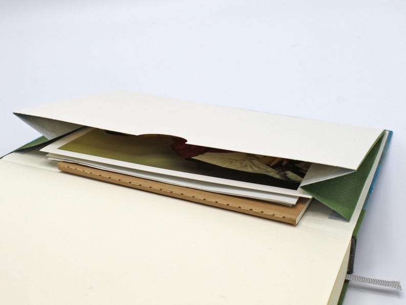 Chiyogami notebook DIN A5/ A6 *Cherry blossoms on green* image 6