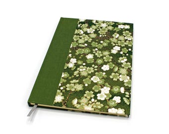 Caderno Chiyogami DIN A5/A6 *Flores de cerejeira em fundo verde*