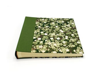 Photo album 24 x 25 cm / Inside pages black or cream / CHIYOGAMI