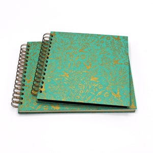 Photo album &quot;Vogelwald&quot; in two formats