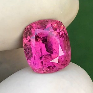 5.907 carats Perfect Cushion cut natural Hot Pink  * RUBELLITE TOURMALINE *from Afghanistan