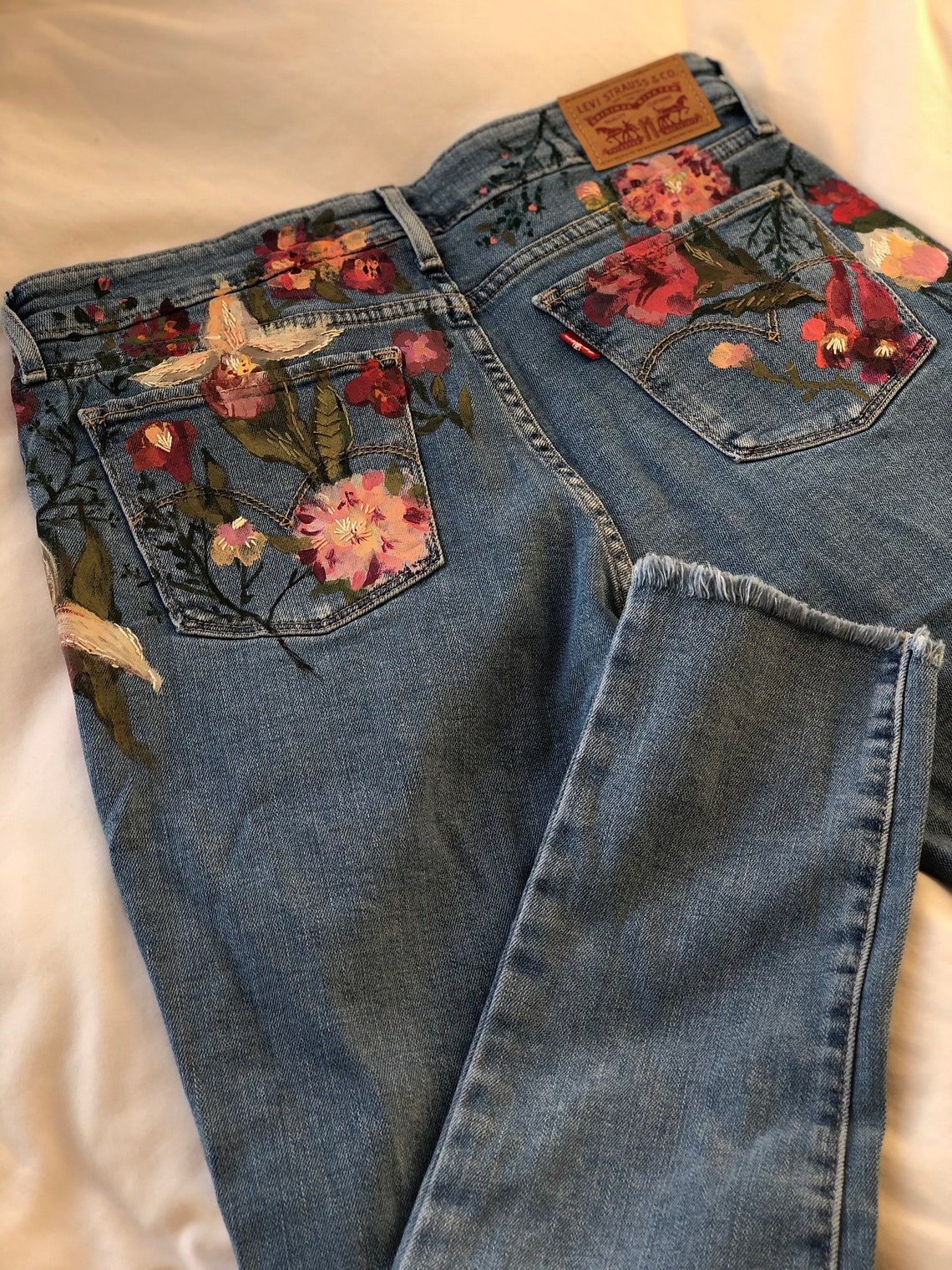 FLORAL JEANS CUSTOM Levis hand-painted and hand-embroidered | Etsy