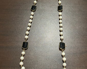 Vintage Faux Pearl Necklace