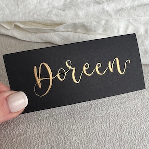 Marque-places noirs pour mariage/noms de lieux de calligraphie/ marque-places classiques manuscrits