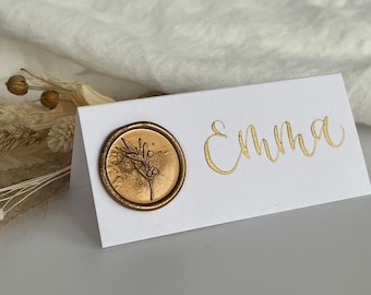 White Place Cards / Calligraphy Place Cards / Classic Wedding Name Cards / Gold Wax Seal