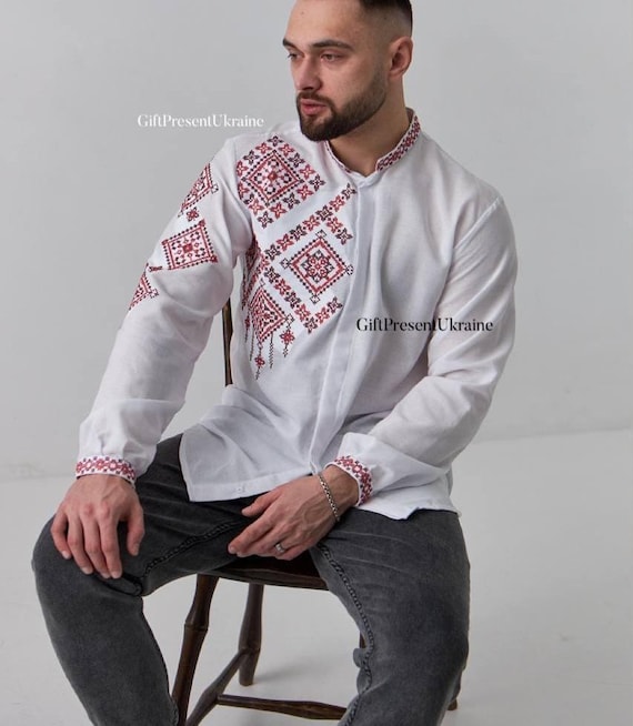 ウクライナの刺繍入り男性用ヴィシヴァンカ、男性用Tシャツ