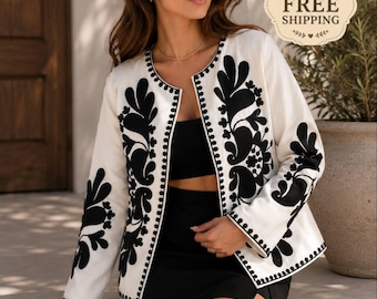 Chaqueta ucraniana bordada, chaqueta folclórica bohemia, ropa ucraniana, chaqueta blanca bordada, prenda de abrigo llamativa para mujer