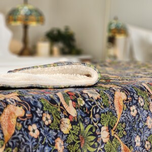 William Morris Blanket, Plush Sofa Blanket, Luxurious Throw, Decorative Bed Blanket, Large Cozy Blanket, Luxury Blanket, William Morris