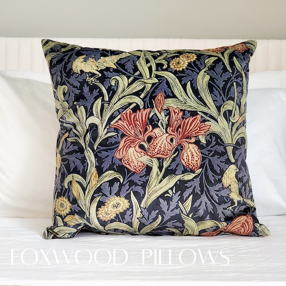 William Morris Pillow Tiger Lily Floral Pillow Black Pillow Arts and Crafts Pillow Black Velvet Pillow Etsy UK