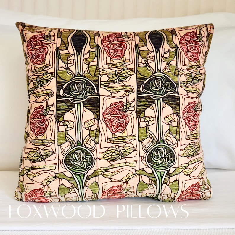Foxwoodpillows Art Nouveau Floral Pillow - Thumbnail 3