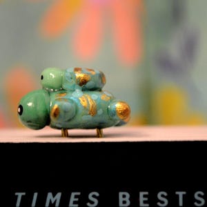 Teeny turtle bookmark