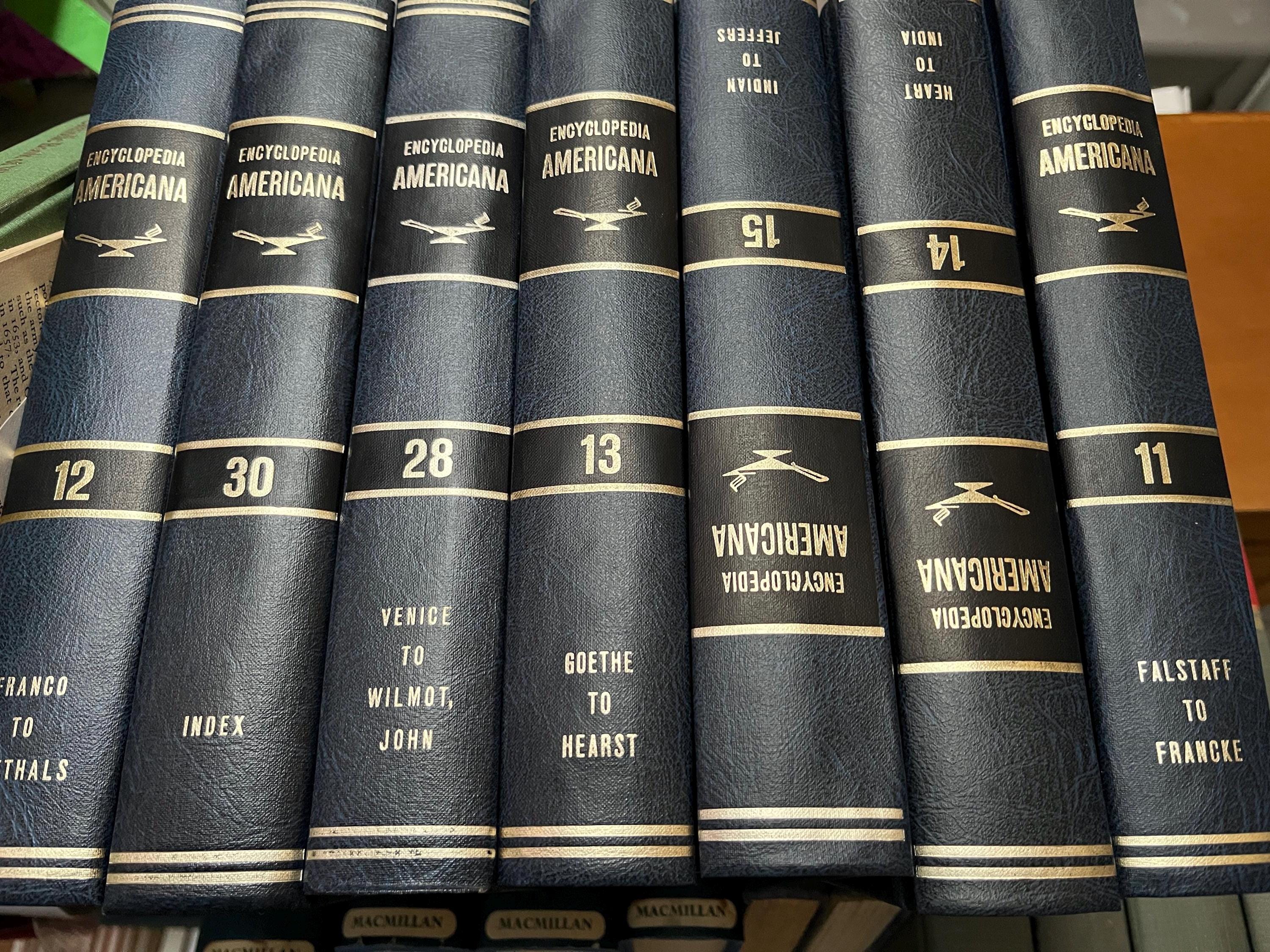 Vintage Encyclopedia, Encyclopedia of Americana, Fully Illustrated