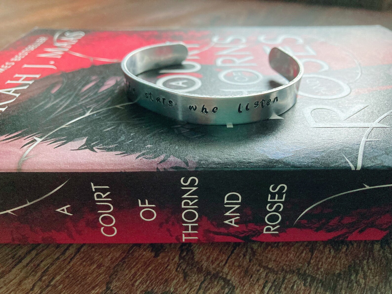 A Court Of Thorns And Roses Deutsch