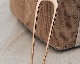 Oversized French hair pin