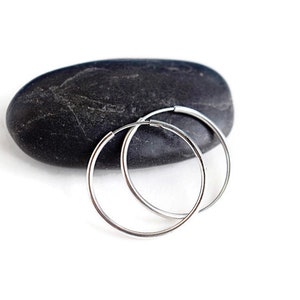 1 Inch Thin Hoop Silver Earrings Vintage Jewerly Silver Circle Hoops Vintage Hoops