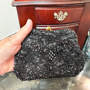 Vintage Black Beaded Evening Bag: Sequined Clutch with Chain