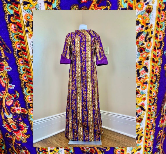 Vintage 70s Alice Tapestry Print Purple Hawaiian M