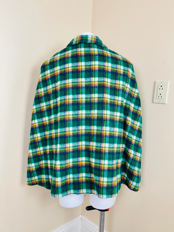 Vintage 70s Soft Green Plaid Cape Coat Jacket Pon… - image 5