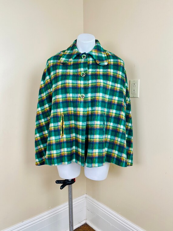 Vintage 70s Soft Green Plaid Cape Coat Jacket Pon… - image 7